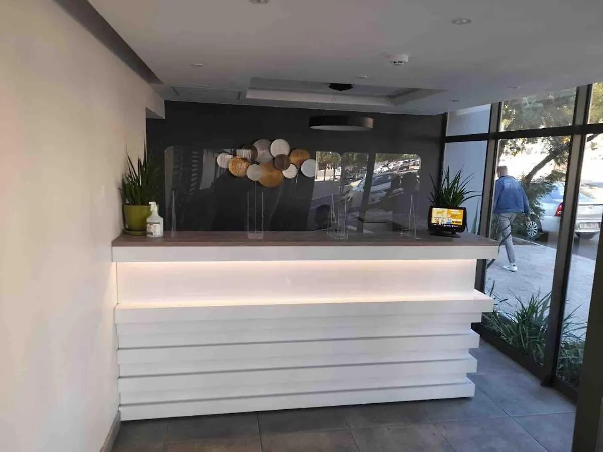 Table Mountain View 2 Bed 2 Bath Pool , Parking Daire Cape Town 0*,  Güney Afrika